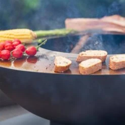 Braséro Barbecue Ø80cm, Planche De Cuisson, Stockage Bois Et Housse 6 Braséro Barbecue Ø80cm, Planche De Cuisson, Stockage Bois Et Housse -Maison Meubles fpbbq80kdbk 2c66a32011648ed93608811340cc631e