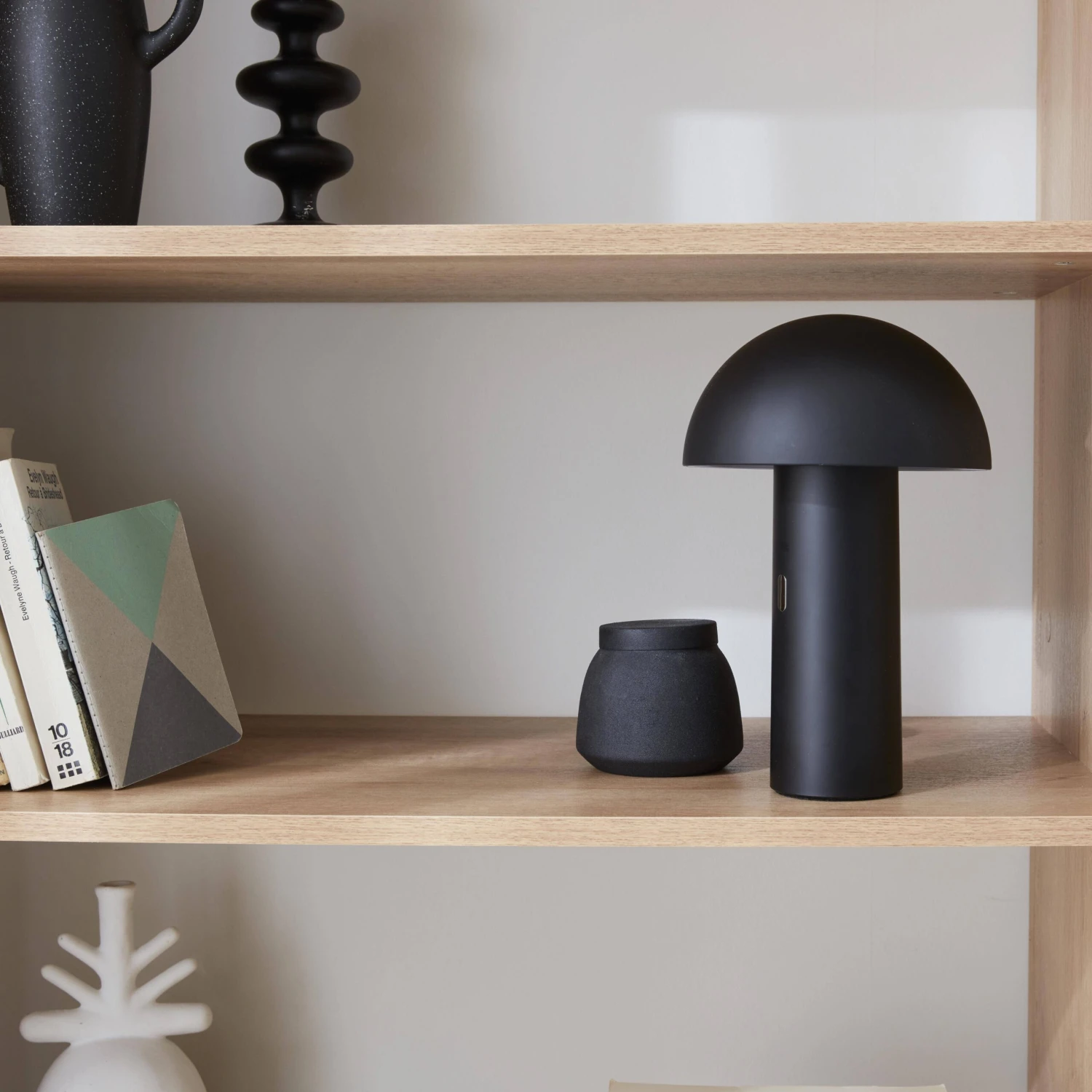 Lampe De Table Sans Fil Nomade à Tête Orientable Intérieur / Extérieur H 28cm Couleur : Noir 4 Lampe De Table Sans Fil Nomade à Tête Orientable Intérieur / Extérieur H 28cm Couleur : Noir – Image 4